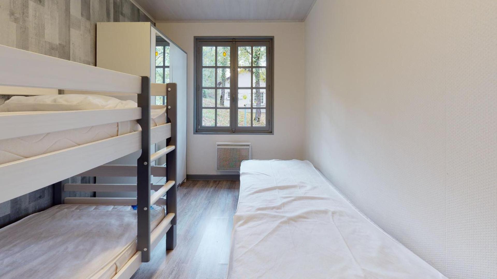 La Colline Aux Chalets, Jaccuzi, Sauna Saint-Chamarand Eksteriør billede